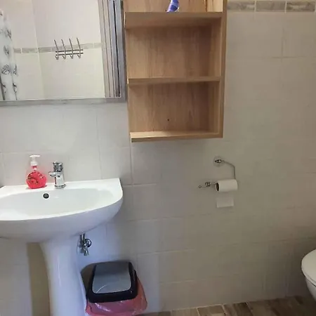 In 35629 בית נופש *