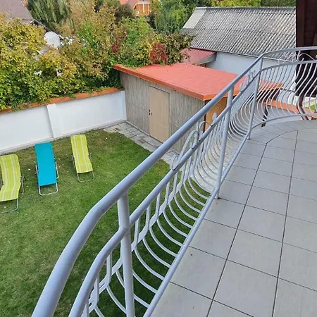 In 35629 * Balatonmáriafürdő